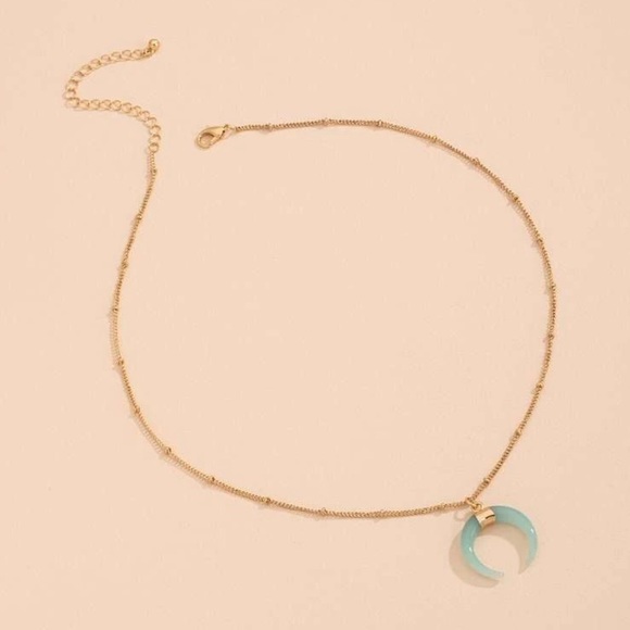 “Jade Horn” Green Tusk Upside Down Crescent Half Moon Wishbone Good Luck Pendant - Picture 7 of 14